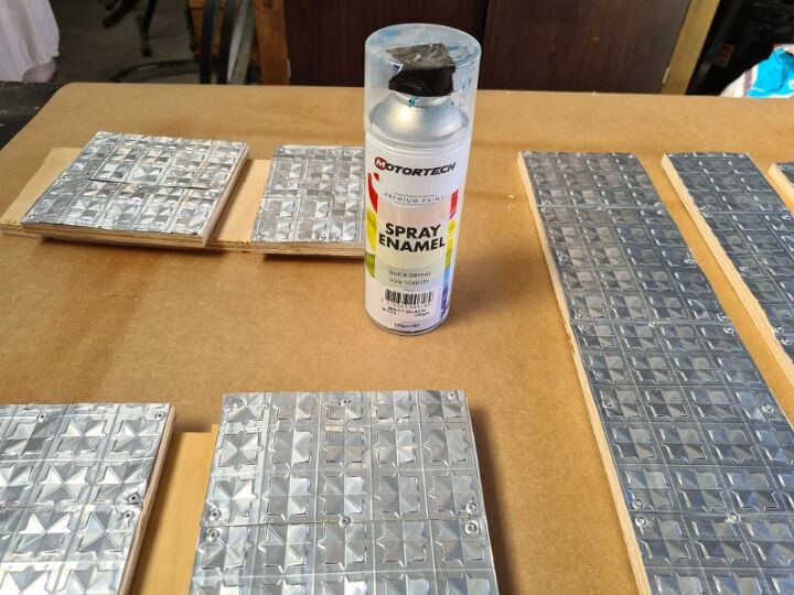 cmo reciclar latas de aluminio para convertirlas en un colgante de pared