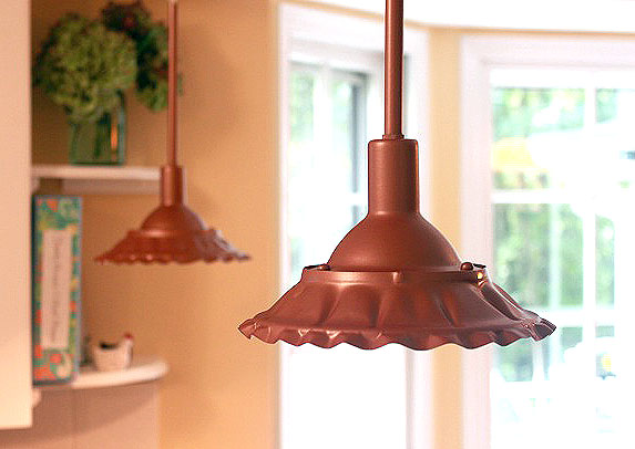 luzes pendentes modernas para luzes de fazenda com um pouco de solda e pintura, Lumin rias pendentes de cobre recortadas DIY para casa de fazenda
