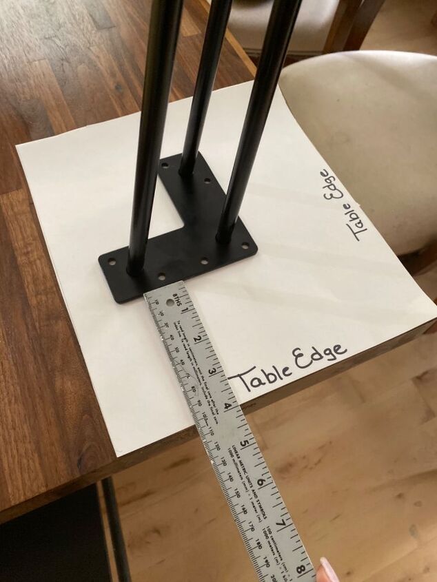 30 minutos para fazer esta mesa de bloco de aougueiro com pernas de grampo