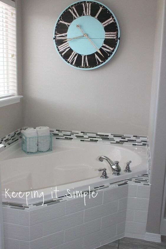 lindas ideias de azulejos para banheiro que vo fazer voc querer renovar, Azulejos de banheiro de designer Kaysi Gardner